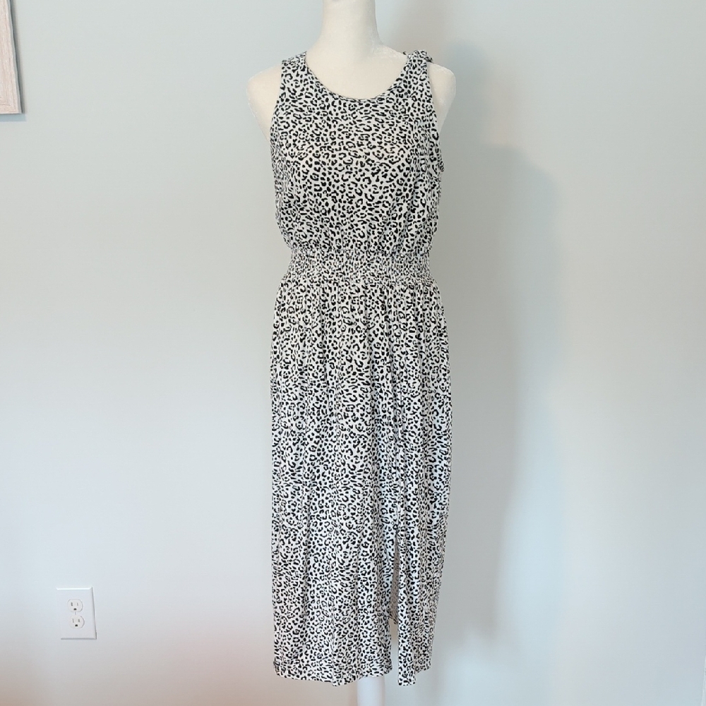 Bobeau Monochrome Leopard Print Midi Dress